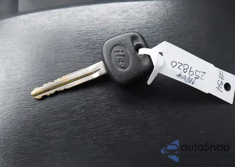 2011 Scion Tc из США, поврежденный, VIN JTKJF5C77B3008910